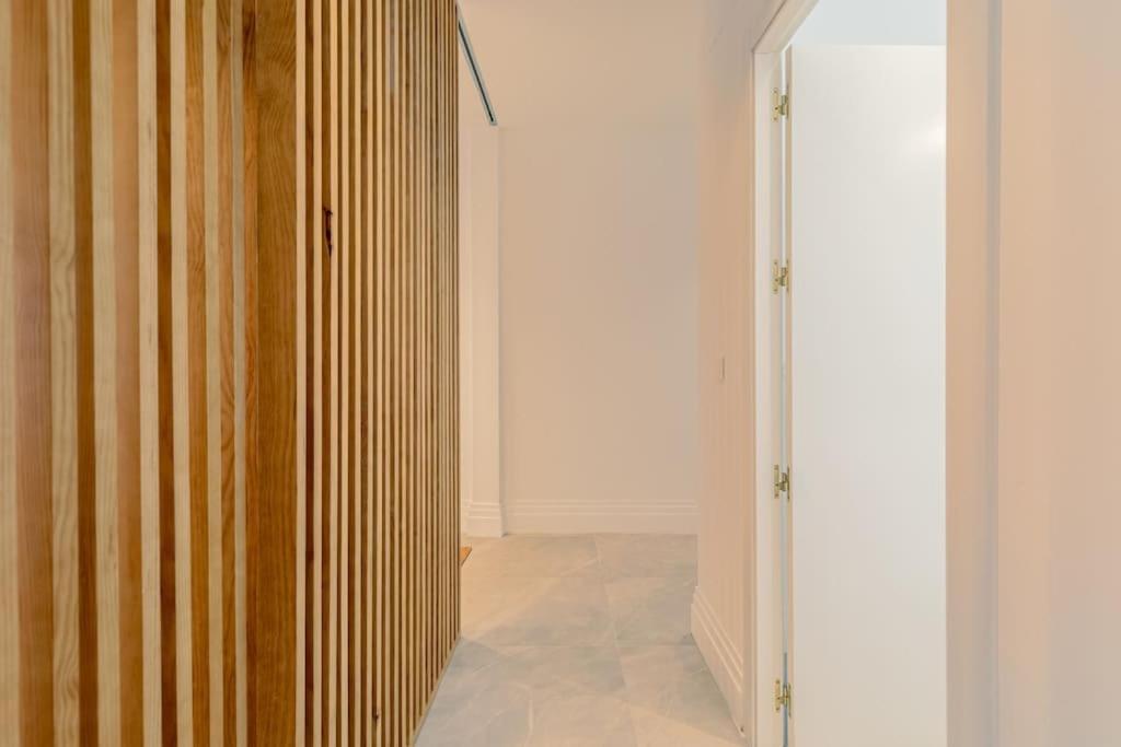 Isg O'donnell 2-1-free Parking Appartement